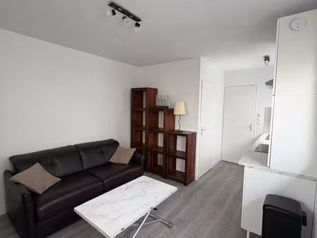 t2 meublé – à louer