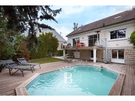 maison 9 pièces 149 m²