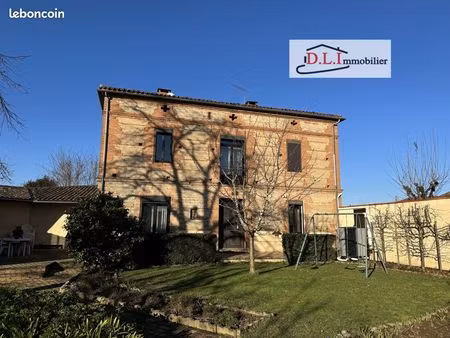 maison 8 pièces 280 m²