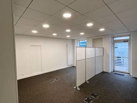 boutique 52 m² st germain en laye