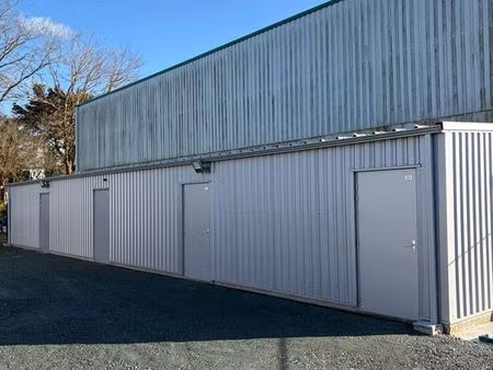 a louer local de stockage  box