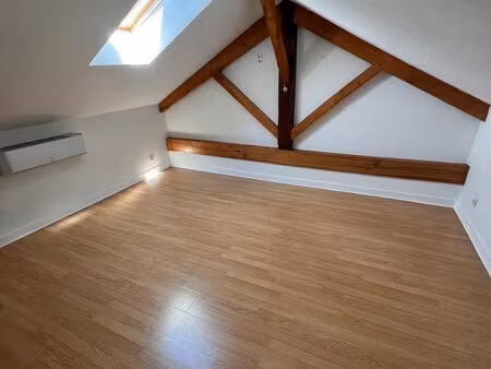 bureau paramédical 12m2