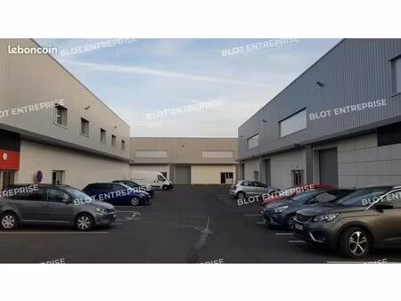 local d'activité 265 m²