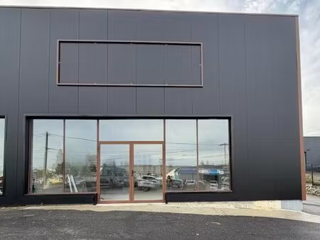 local commercial 108 m²