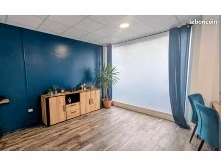 location local libéral avec garage