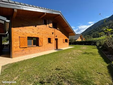 chalet 5 pièces 130 m²