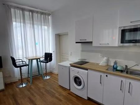 t2 meublé dans le centre de montmorillon