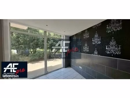 local commercial 85 m² trignac