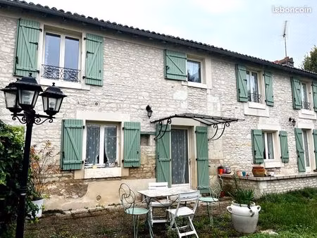 propriété 5 pièces 114 m²