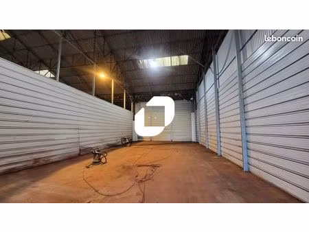 local industriel 210 m²
