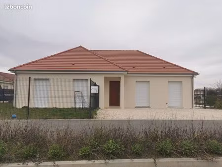 maison 110 m2 de 2023 à bréviandes