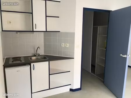 location studio 22m2 meuble – centre ville / gare sncf - poitiers