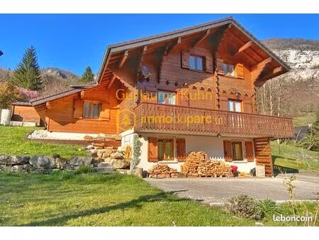 chalet 6 pièces 128 m²
