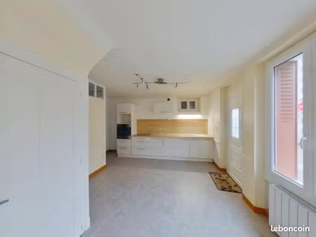 maison de ville 3 pièces 60 m²