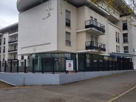 t1 bis à port marly