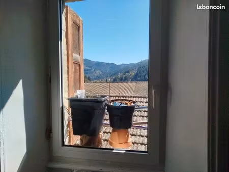 troc maison à louer de village