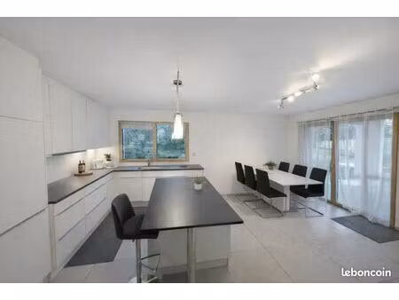 appartement t4 90m2 rez + jardin 170m2 + garage 40m2 neydens