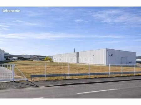 terrain 1 654 m² cranves sales