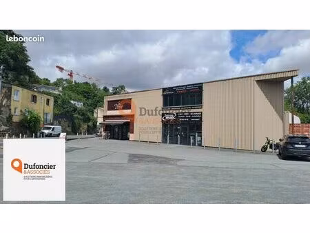 local commercial 520 m² poitiers