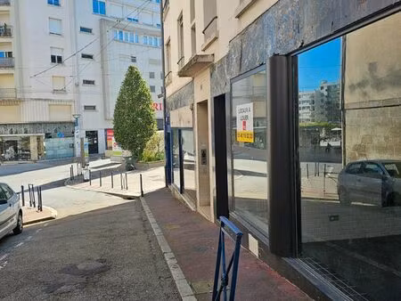 local commercial hypercentre limoges