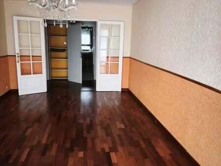 appartement 4 pièces 82 m²