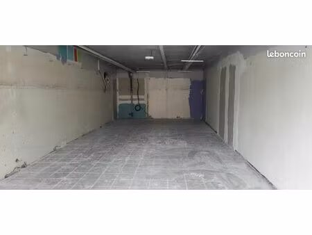 local commercial 60 m²