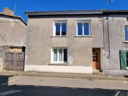 maison 5 pièces 8 m²