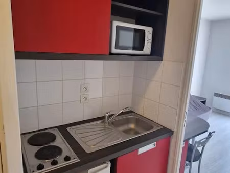 location meublée appartement 1 pièce 19 m² à aix-en-provence (13090)  620 €