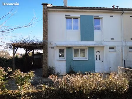 à proximité du chu  fac de médecine  esquirol  hôpital mère et enfants. maison meublée f 5