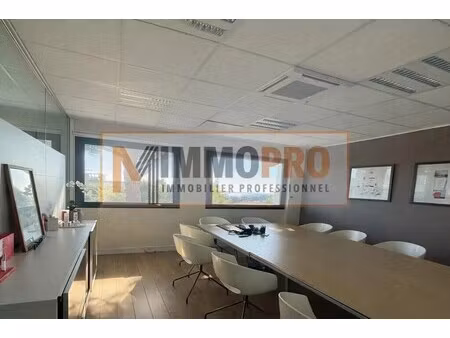 location bureaux 110 m²