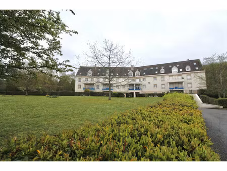 très bel appartement f2 de 46 54 m2 dans une résidence privrat