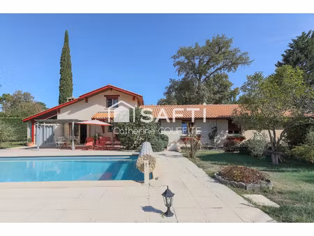 vente maison 11 pièces 216 m² la brède (33650)