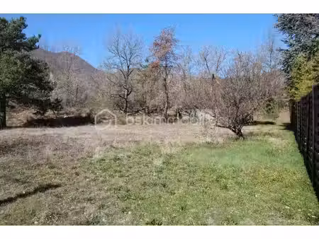 terrain constructible neuf à vendre