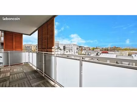 cergy préfecture f3 avec parking sous-sol