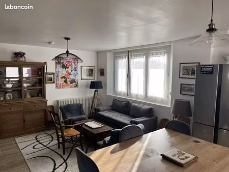 appart t2 52m2 dans corps de maison toulousaine