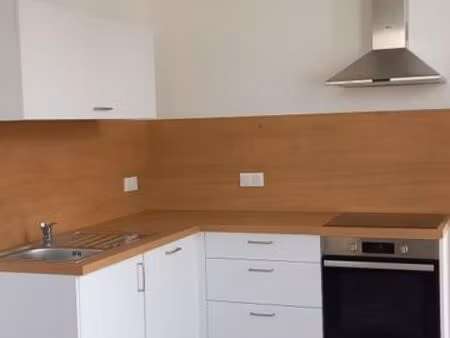 studio lumineux et accessible – idéal senior