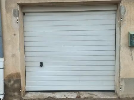 garage avec électricité