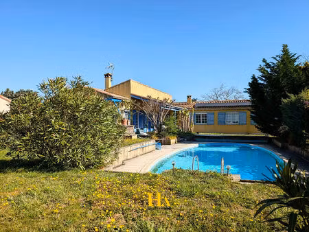 en exclusivite maison plain-pied avec piscine et sous-sol complet environnement idéal