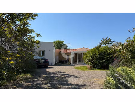 maison - 5 pieces - 109m² - a vendre - saint avaugourd des landes