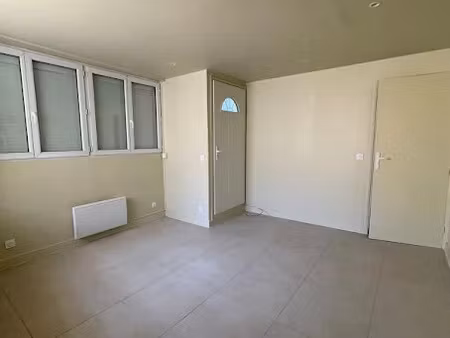 location appartement 1 pièce 21.22 m² à aubervilliers (93300)  720 €