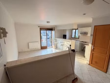 location appartement 3 pièces 55 m² à villeparisis (77270)  1 050 €