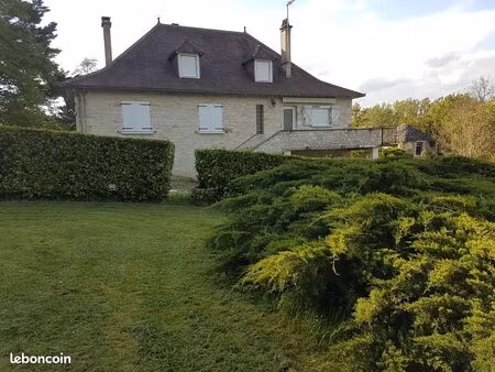 maison tout confort en pierre entièrement rénovée à vendre dans le lot