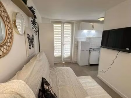 studio / 15m² / palaiseau (rer b)