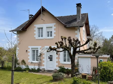maison à ayen (19310)