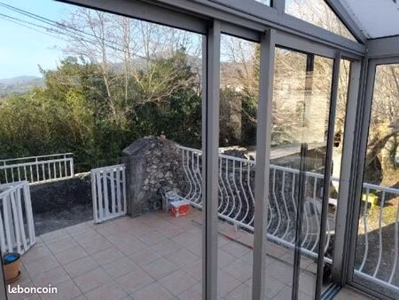 appartement avec entrée indépendante et extérieur