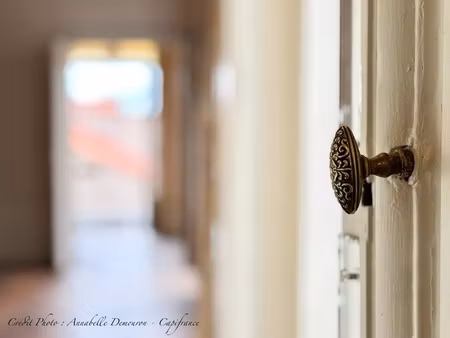 appartement bourgeois t6 à rénover avec terrasse - clermont ferrand (63) plateau central -