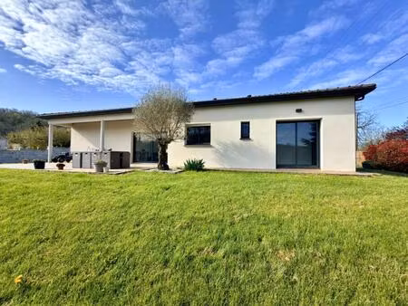 maison 4 pièces récente de plain-pied  proche cahors