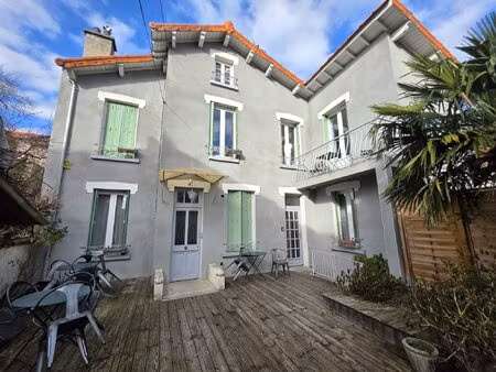 immeuble maison - 4 lots - 4 parkings - terrasse et cave