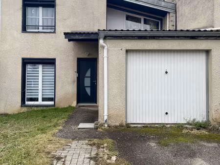 maison avec garage et jardin emplacement recherché