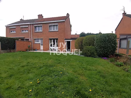 maison avec jardin et garage